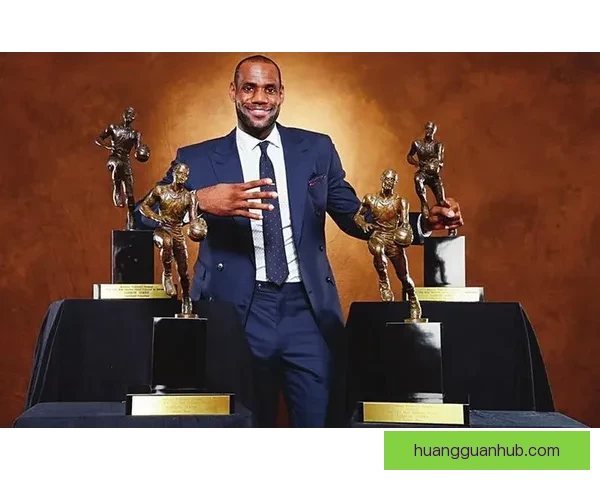 亚历山大直面罚球争议以嘘声为勋章向詹姆斯看齐走向巨星之路不断 亚历山大直面罚球争议以嘘声为勋章向詹姆斯看齐走向巨星之路不断